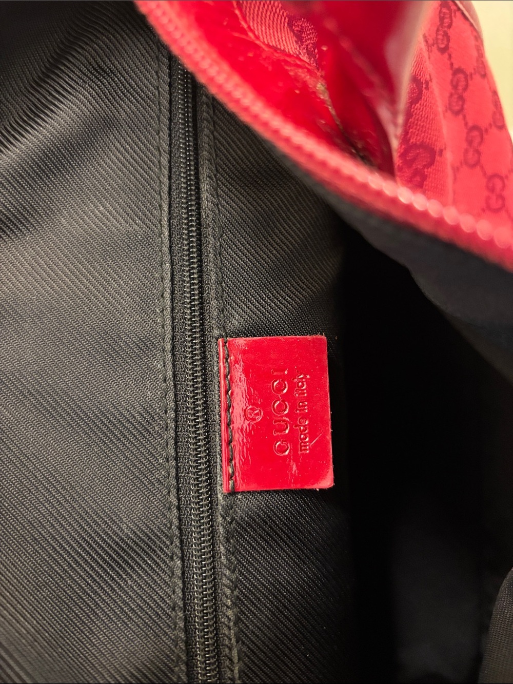 GUCCI VINTAGE RED CANVAS HANDBAG - Picture 13 of 13